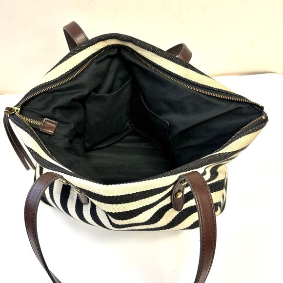 Fossil Jenna Tote Black White Striped Large Zippered Tote Bag Double Handle 12x9 - Picture 4 of 10